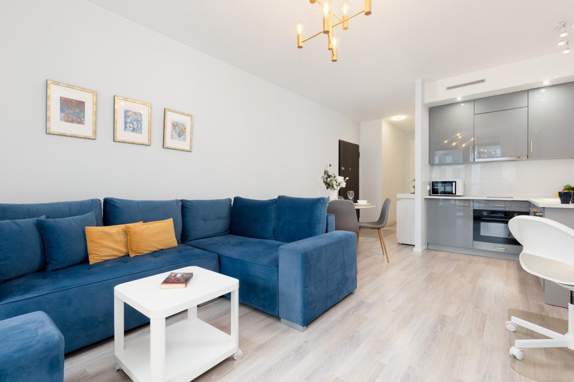 Grzybowska With Air Conditioning & Balcony By Renters Prestige * Warsaw
