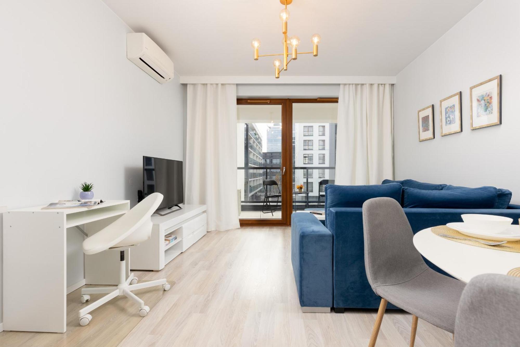 Grzybowska With Air Conditioning & Balcony By Renters Prestige Warsaw